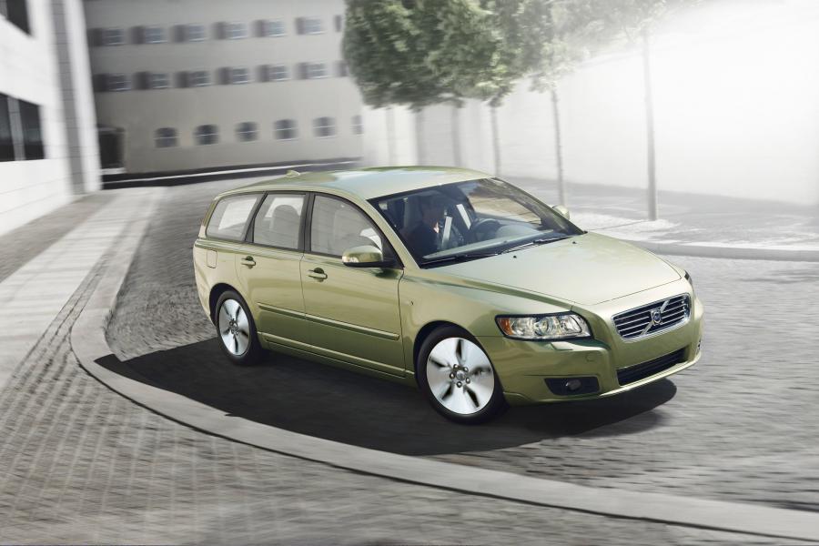  Volvo C30 DRIVe Efficiency 2008 года  (фото 4 из 34)